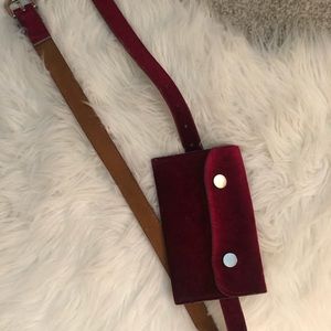 Velvet belt bag